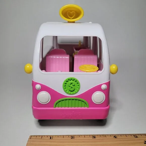 Shopkins Scoops Ice Cream Truck Pink White Green - Picture 8 of 12